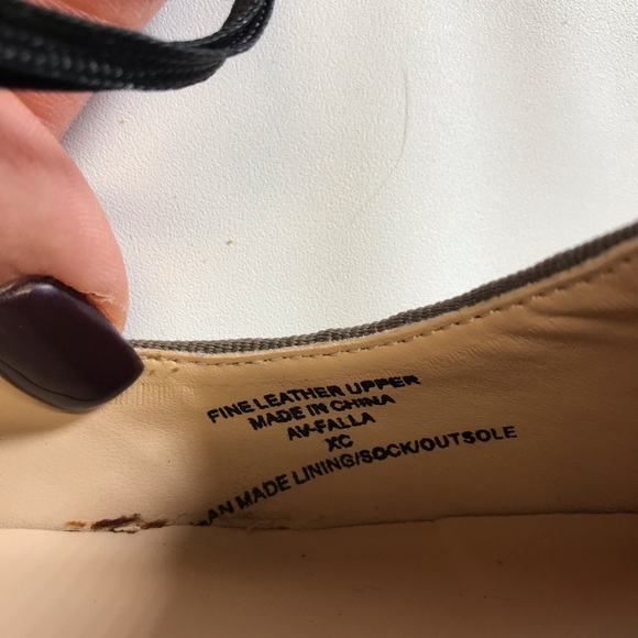 🍍Adrienne vittadini suede flats - Picture 2 of 5